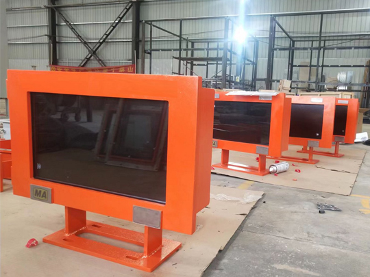 矿用显示器的工作方式