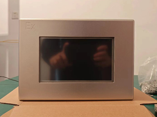 防爆触摸屏外壳厚度一般是多厚