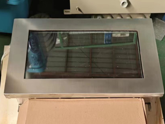 防爆触摸一体机如何连接plc